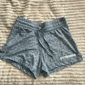 St. Thomas island tees blue shorts w/elastic waistband Size M very comfortable